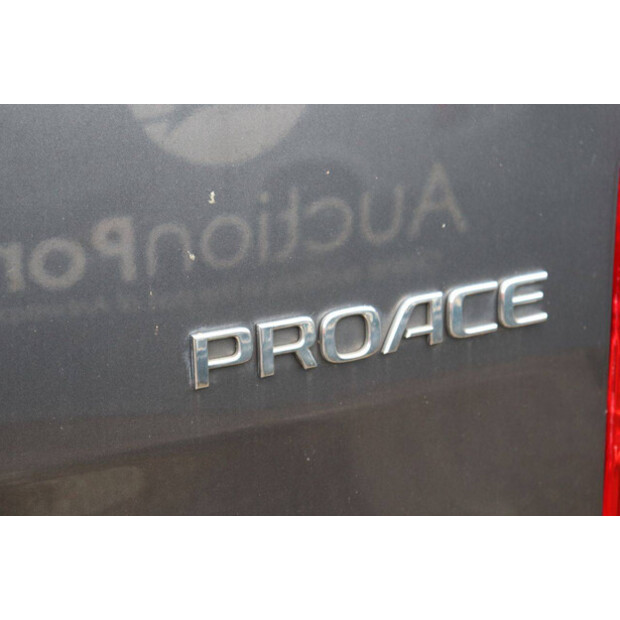 2018 تويوتا PROACE-49344294
