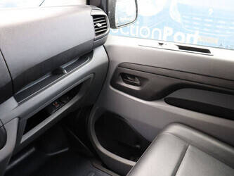 2018-toyota-proace-1494345-49344307