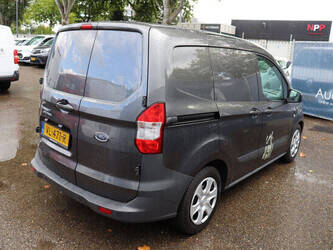 2015-ford-transit-courier-1494346-49344325