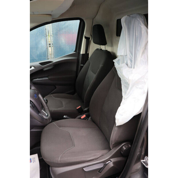 2015 فورد Transit Courier-49344338