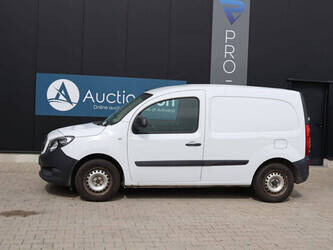 2020-mercedes-benz-citan-1494784-cover-image
