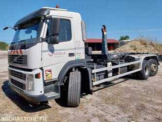 2009-volvo-fm-1496352-cover-image