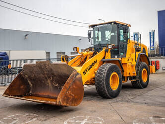 2019-hyundai-hl955xt-cover-image