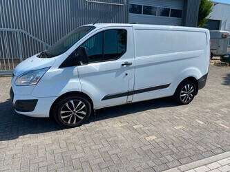 2015-ford-transit-1497081-cover-image