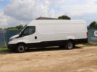 2022-iveco-35c14-cover-image