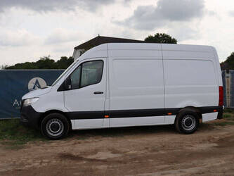 2019-mercedes-benz-sprinter-314-cdi-1497094-cover-image