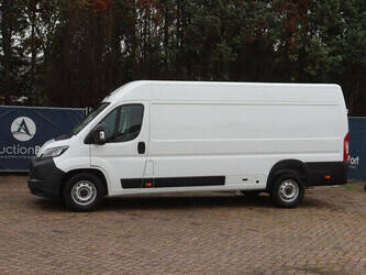 Image de 2024 Peugeot BOXER