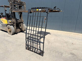 2013-caterpillar-320f-1499087-cover-image