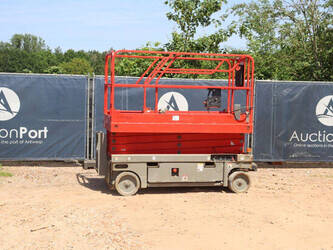 2014-haulotte-compact-10-1501912-cover-image