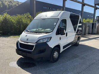 2018-peugeot-boxer-1502462-cover-image
