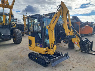 2025-komatsu-pc17r-5-cover-image