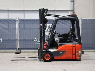 Image for 2014 Linde E16-02