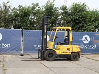 2000-hyster-h-3-00xm-cover-image