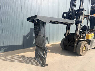 2012-caterpillar-320f-1507820-cover-image