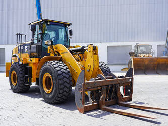 2014-caterpillar-950k-1508583-cover-image