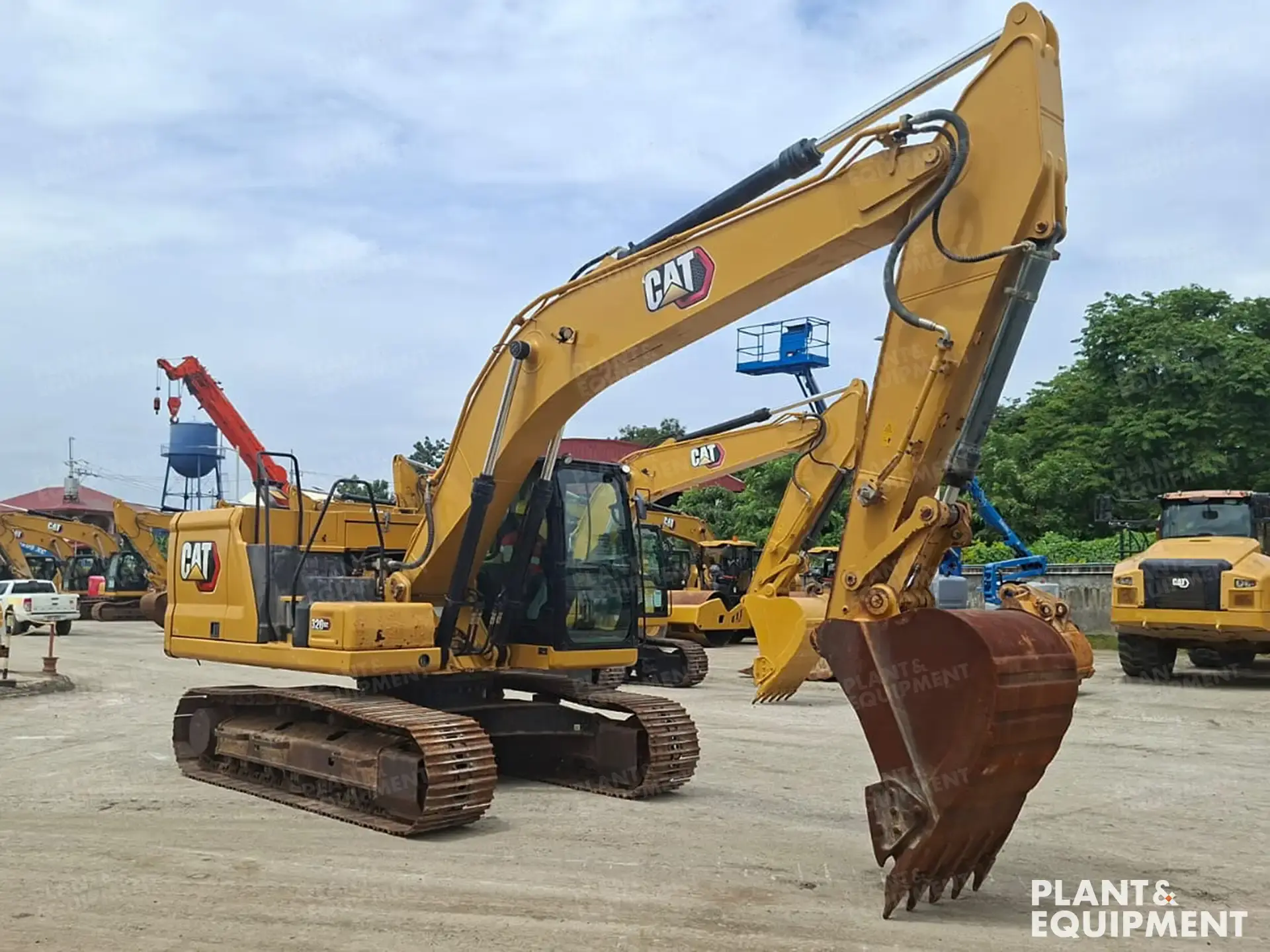2021 Caterpillar 320GC