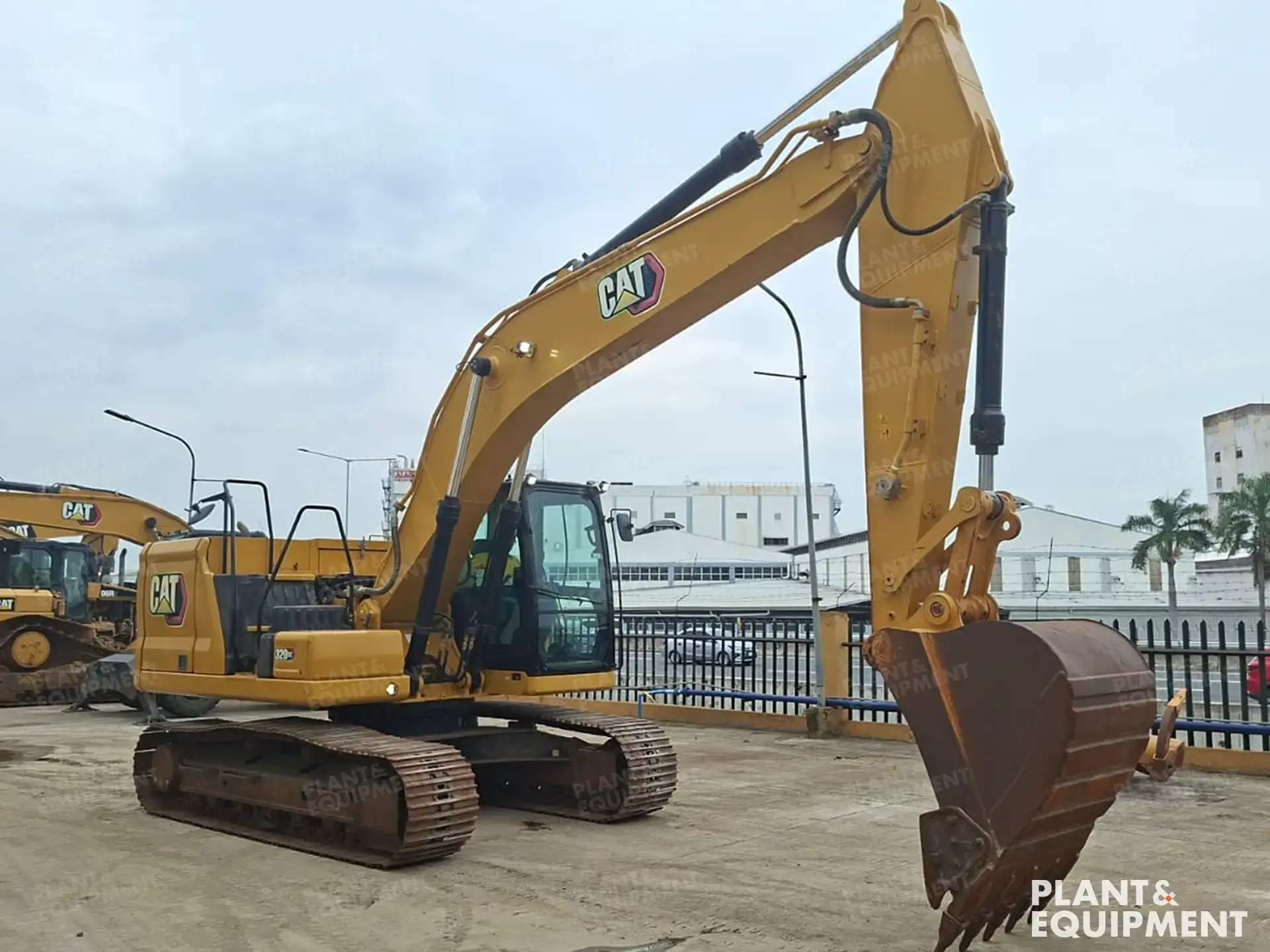 2021 Caterpillar 320GC