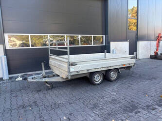 2011-hapert-e2700-16-cover-image