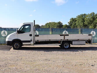 2010-iveco-daily-40c12-1509942-cover-image