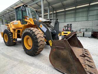 2014 Volvo L105