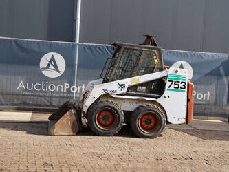 BOBCAT 753