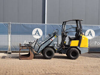 2011 GiANT D263SW
