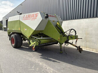 2000 CLAAS Quadrant 2200RC