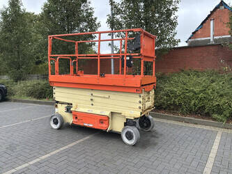 2015 JLG 2646ES