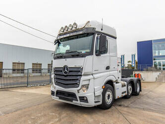 2016 Mercedes-Benz Actros 2642