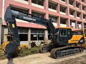 2025 Hyundai HX220HD