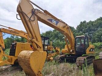 2018 Caterpillar 325C
