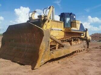 2016 Komatsu D475