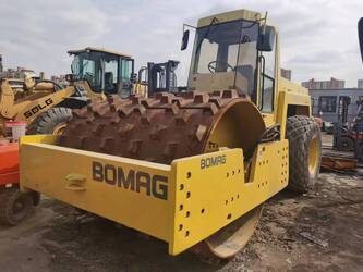 2015 بوماج BW217D