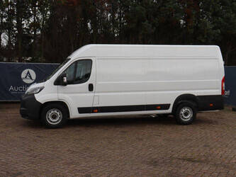 2024 Peugeot BOXER