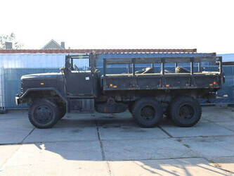 1965-kaiser-6x6-m35a2-cover-image