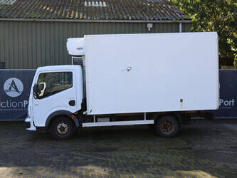 2008 Renault Maxity