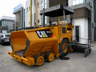 2009 Caterpillar BB650