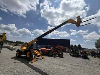 JCB 533-105