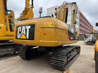 2026 Caterpillar 320D