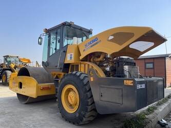 2023 XCMG XS223J