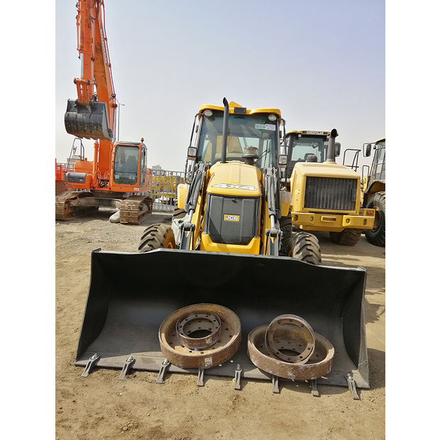 2019-jcb-3dx-75979-6329114