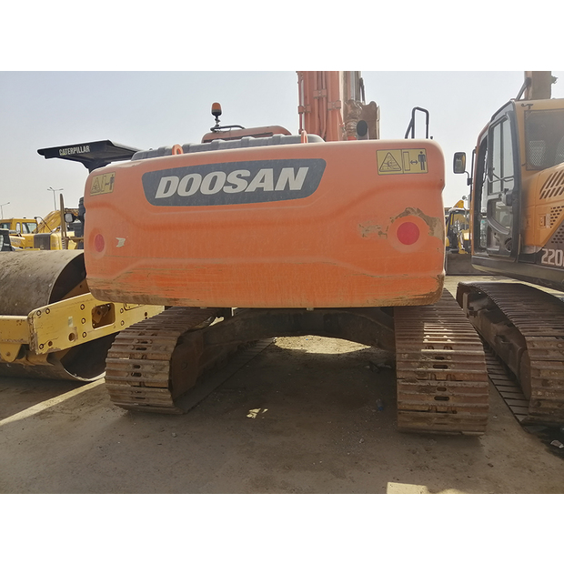 2015-doosan-dx-225-6329165