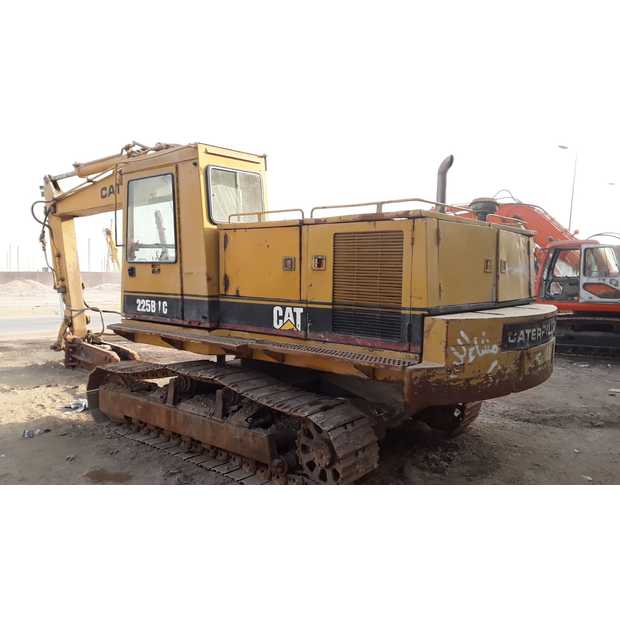 1988-caterpillar-225lc-6898912