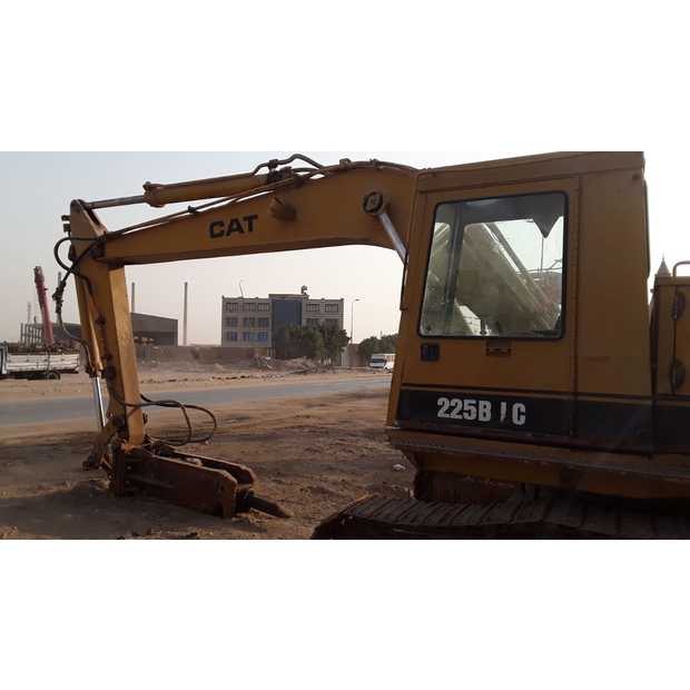 1988-caterpillar-225lc-6898913